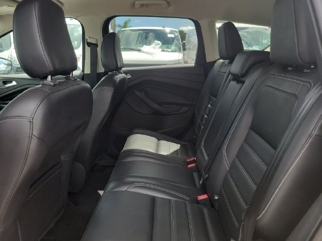 Certified 2019 Ford Escape Titanium w/ U9j03 - Titanium Tow Package AWD/4WD image 10