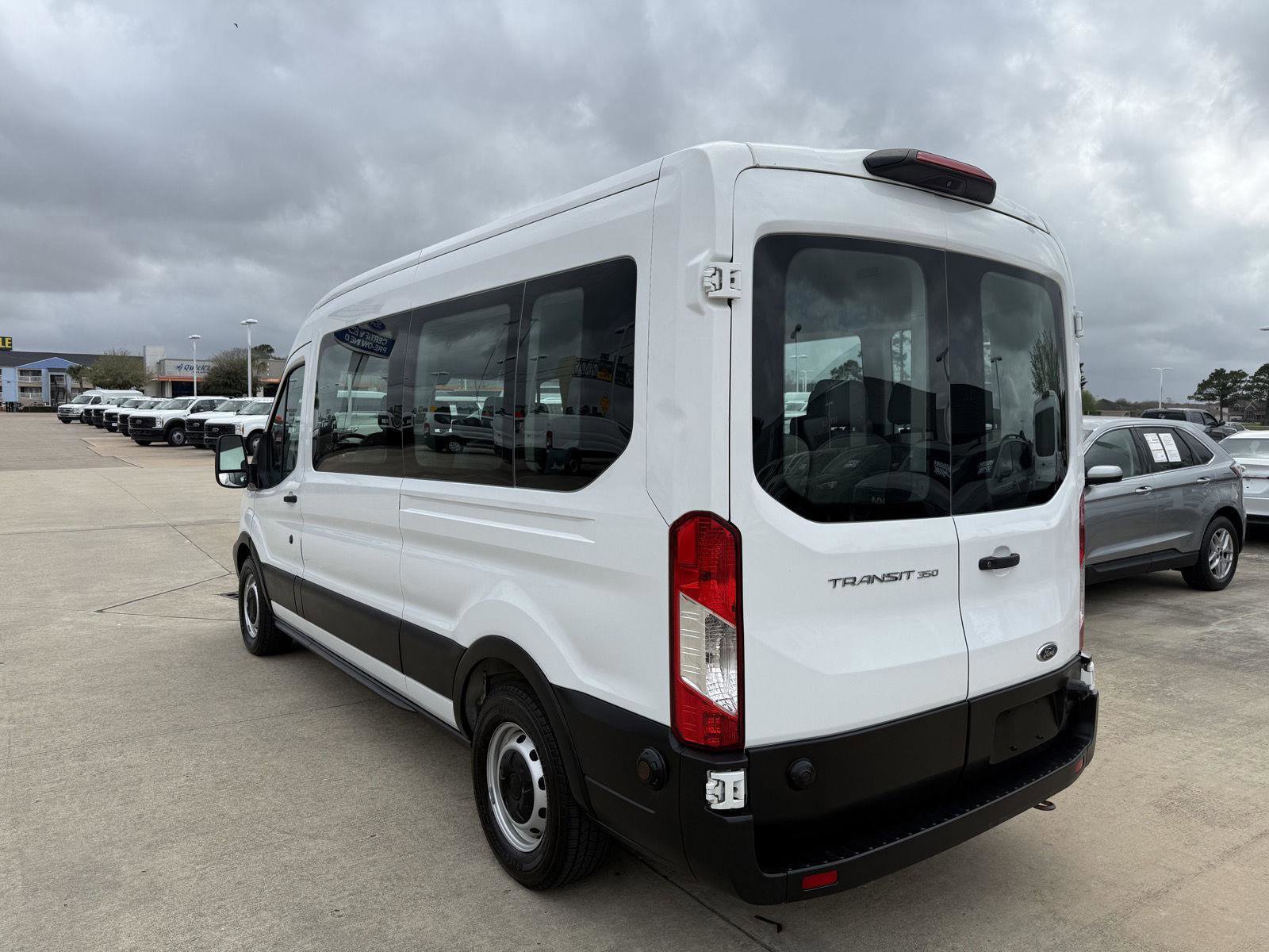 Certified 2019 Ford Transit 350 XL image 3