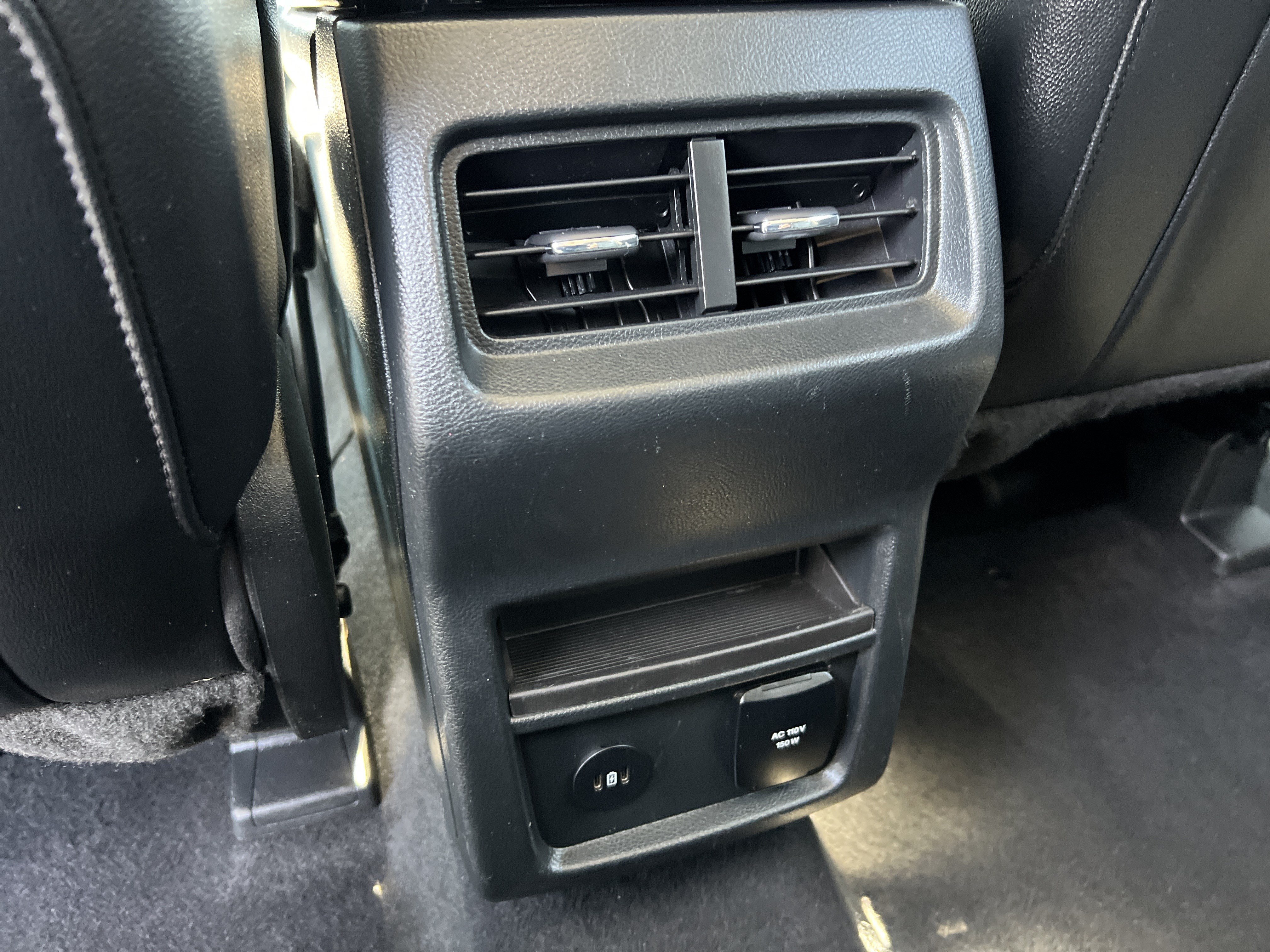 Certified 2024 Ford Edge Titanium AWD/4WD image 22