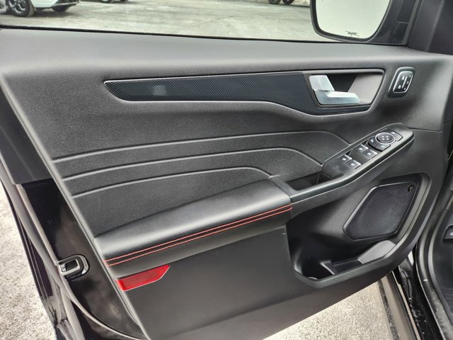 Certified 2025 Ford Escape ST-Line Elite w/ Tech Pack #2 image 37