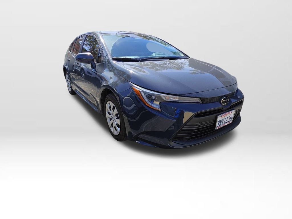 Used 2024 Toyota Corolla LE image 18