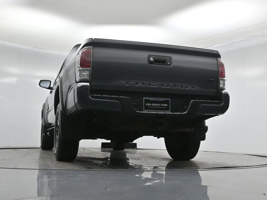 Used 2020 Toyota Tacoma TRD Off-Road w/ Technology Package image 47