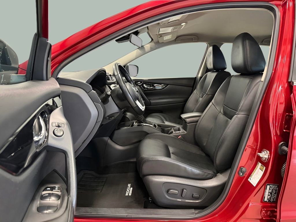 Used 2022 Nissan Rogue Sport SL image 27