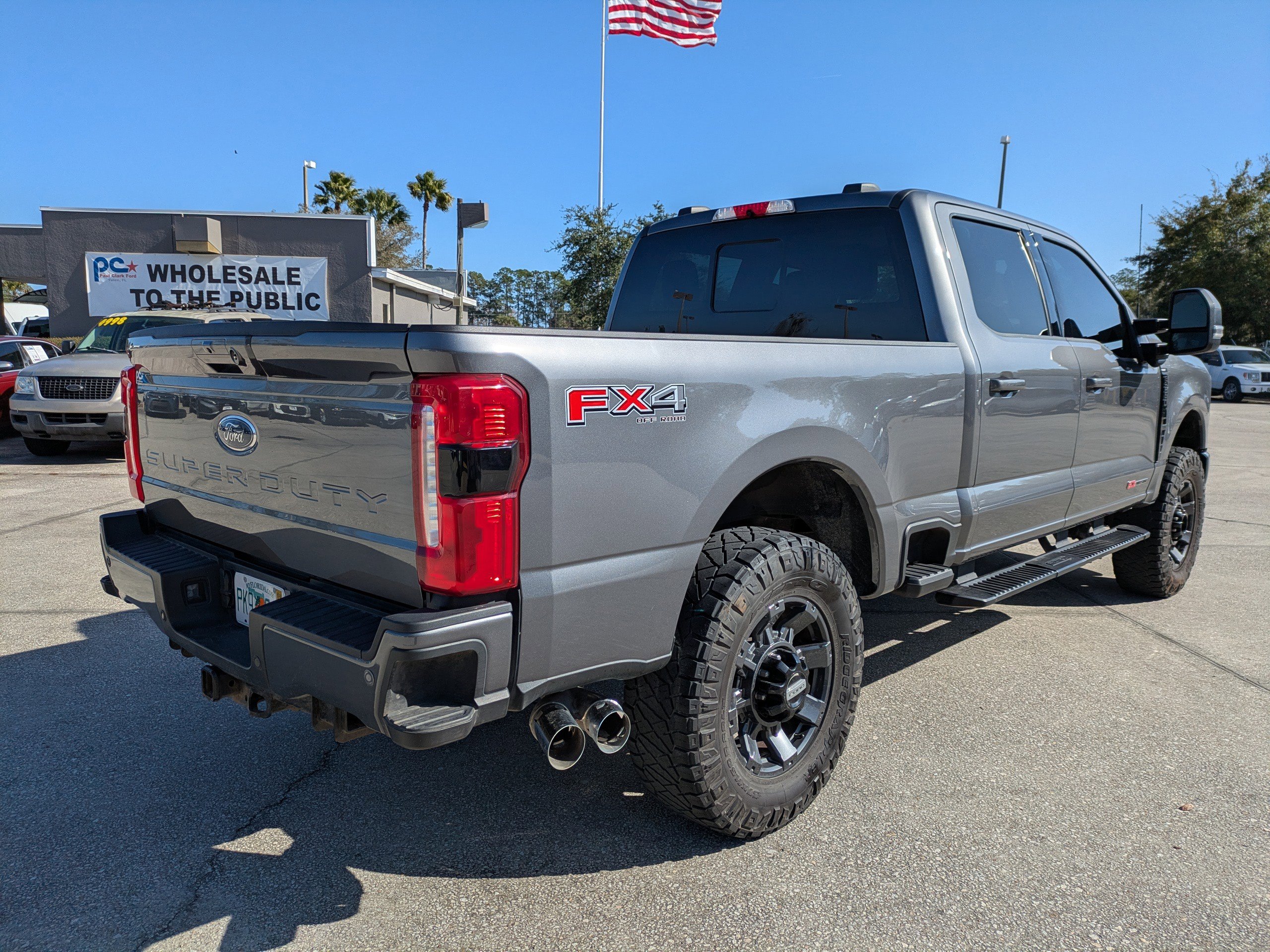 Certified 2023 Ford F250 Lariat w/ Lariat Ultimate Package image 4
