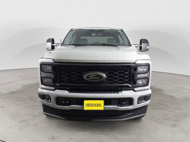 Certified 2025 Ford F350 Lariat w/ Black Appearance Package image 8