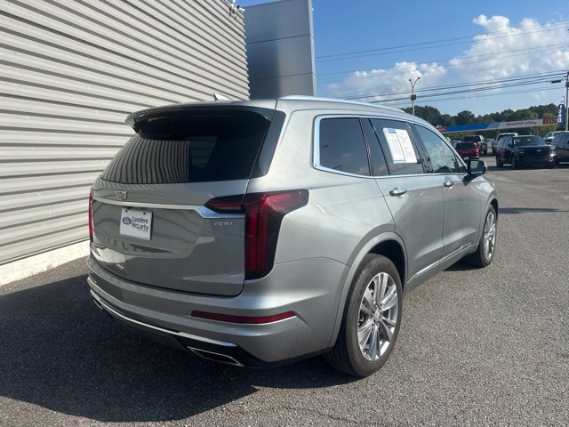 Used 2023 Cadillac XT6 Premium Luxury FWD image 3