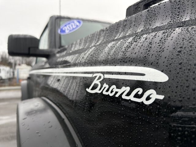 Certified 2024 Ford Bronco Heritage Edition AWD/4WD image 28