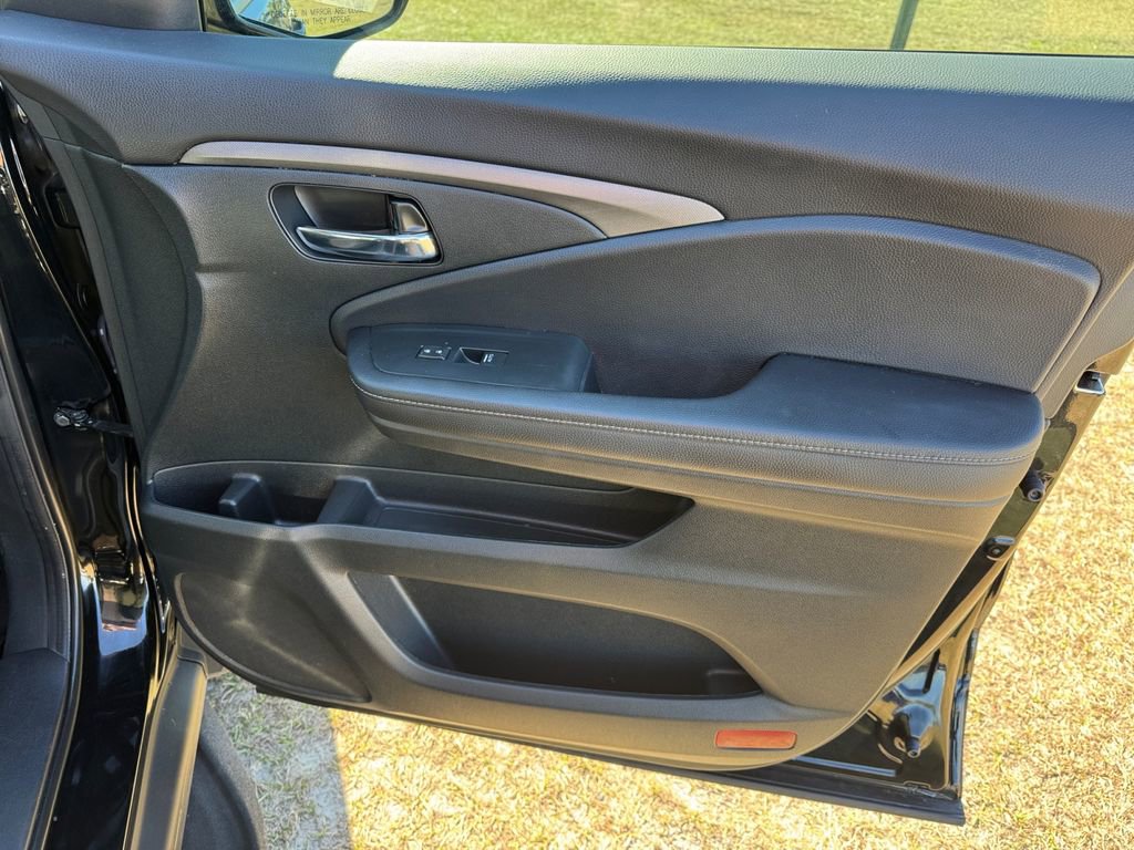 Used 2023 Honda Ridgeline Sport image 19