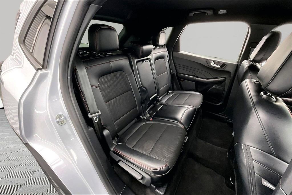 Certified 2025 Ford Escape ST-Line Select w/ Tech Pack #1 AWD/4WD image 27