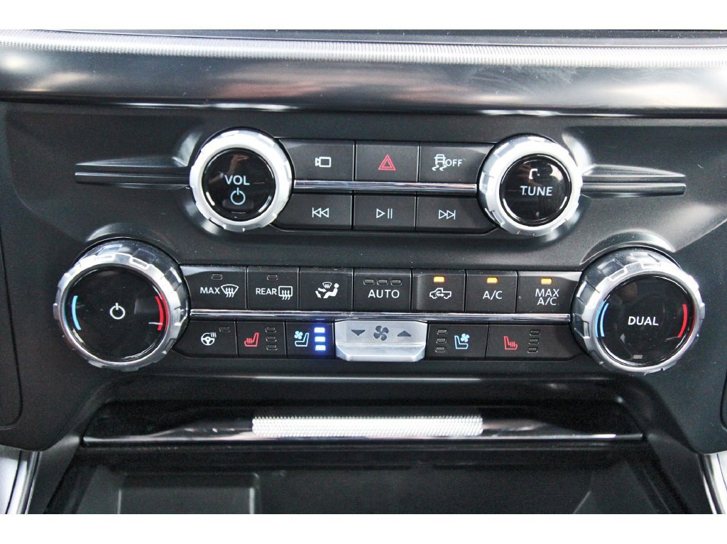 Certified 2025 Ford F150 Lariat w/ Equipment Group 501A Mid AWD/4WD image 30