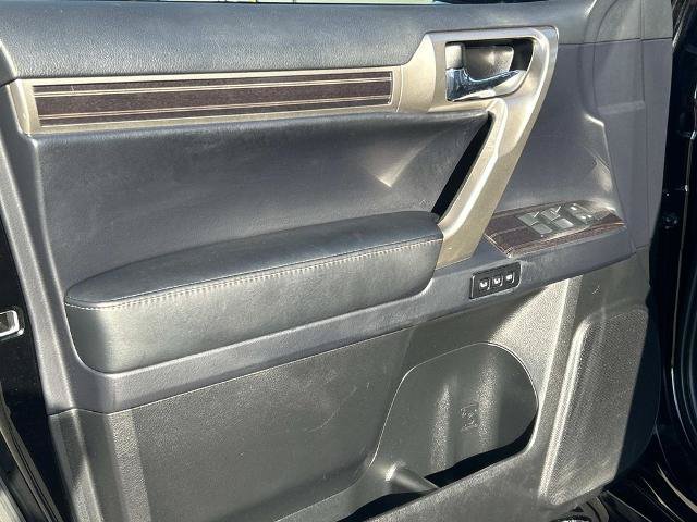 Used 2021 Lexus GX 460 Premium w/ Premium Package AWD/4WD image 27