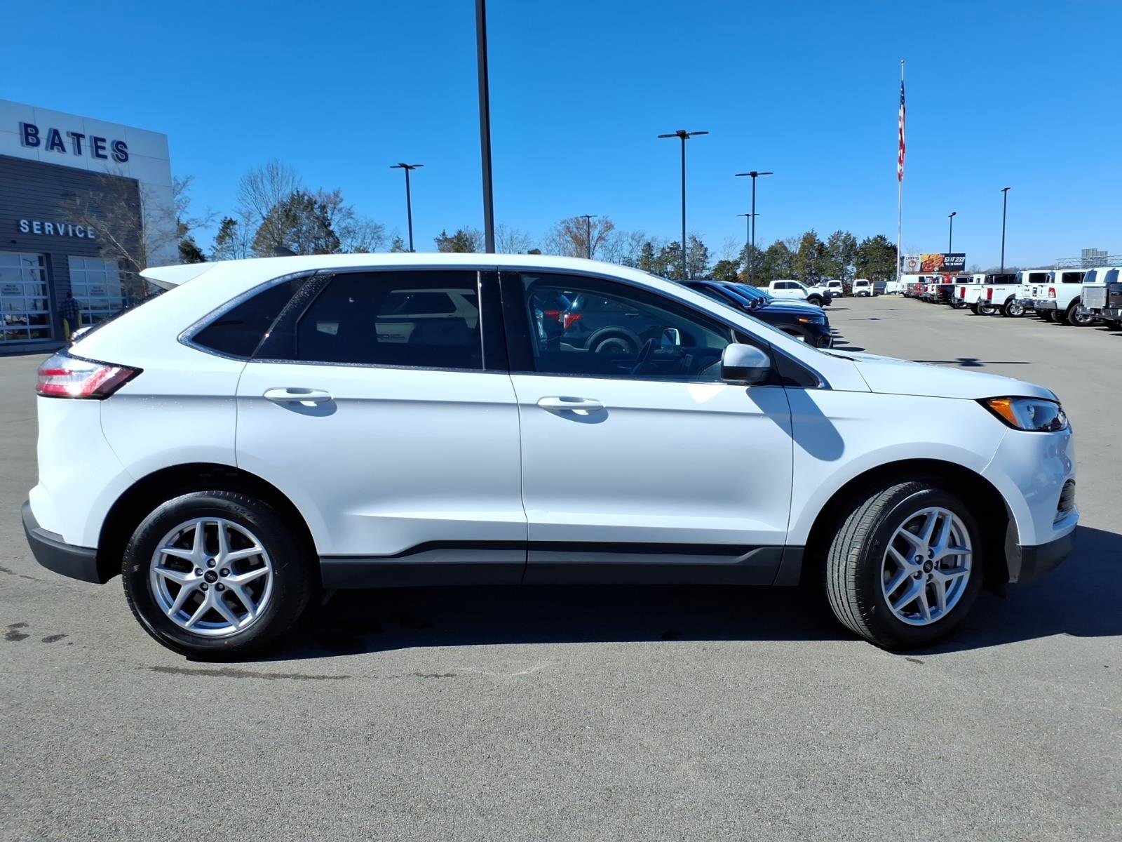 Certified 2024 Ford Edge SEL image 6