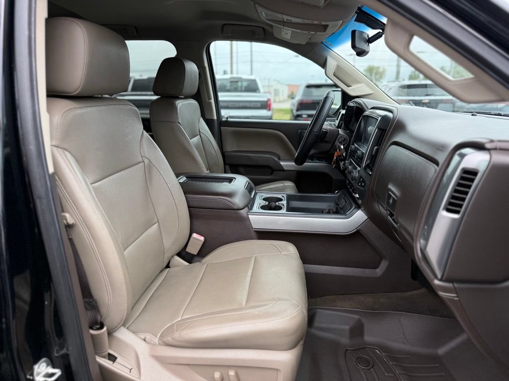 Used 2018 Chevrolet Silverado 1500 LTZ Z71 AWD/4WD image 12