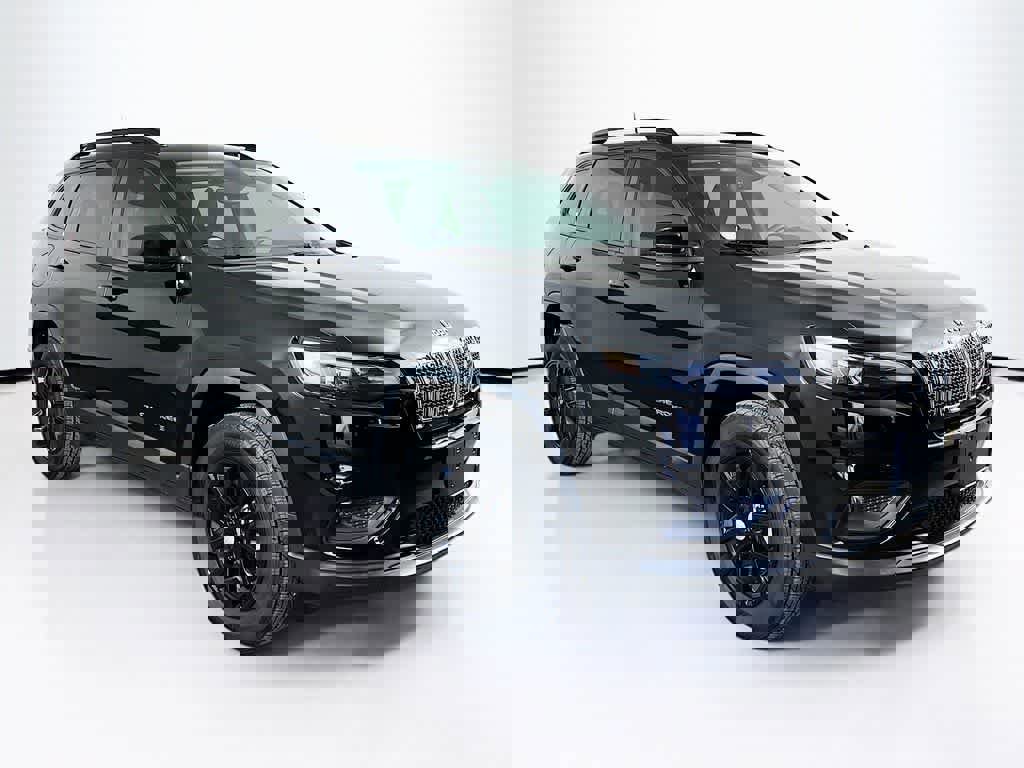 Used 2022 Jeep Cherokee Latitude Lux w/ Sun & Sound Group image 7