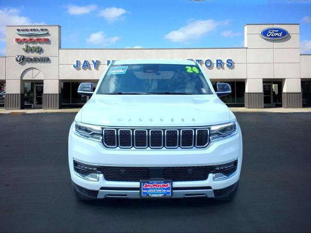 Used 2024 Jeep Wagoneer Series II w/ Flexible Seating Group AWD/4WD image 7
