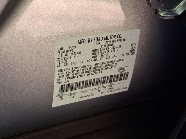 Certified 2024 Ford Explorer XLT w/ Equipment Group 202A AWD/4WD image 34