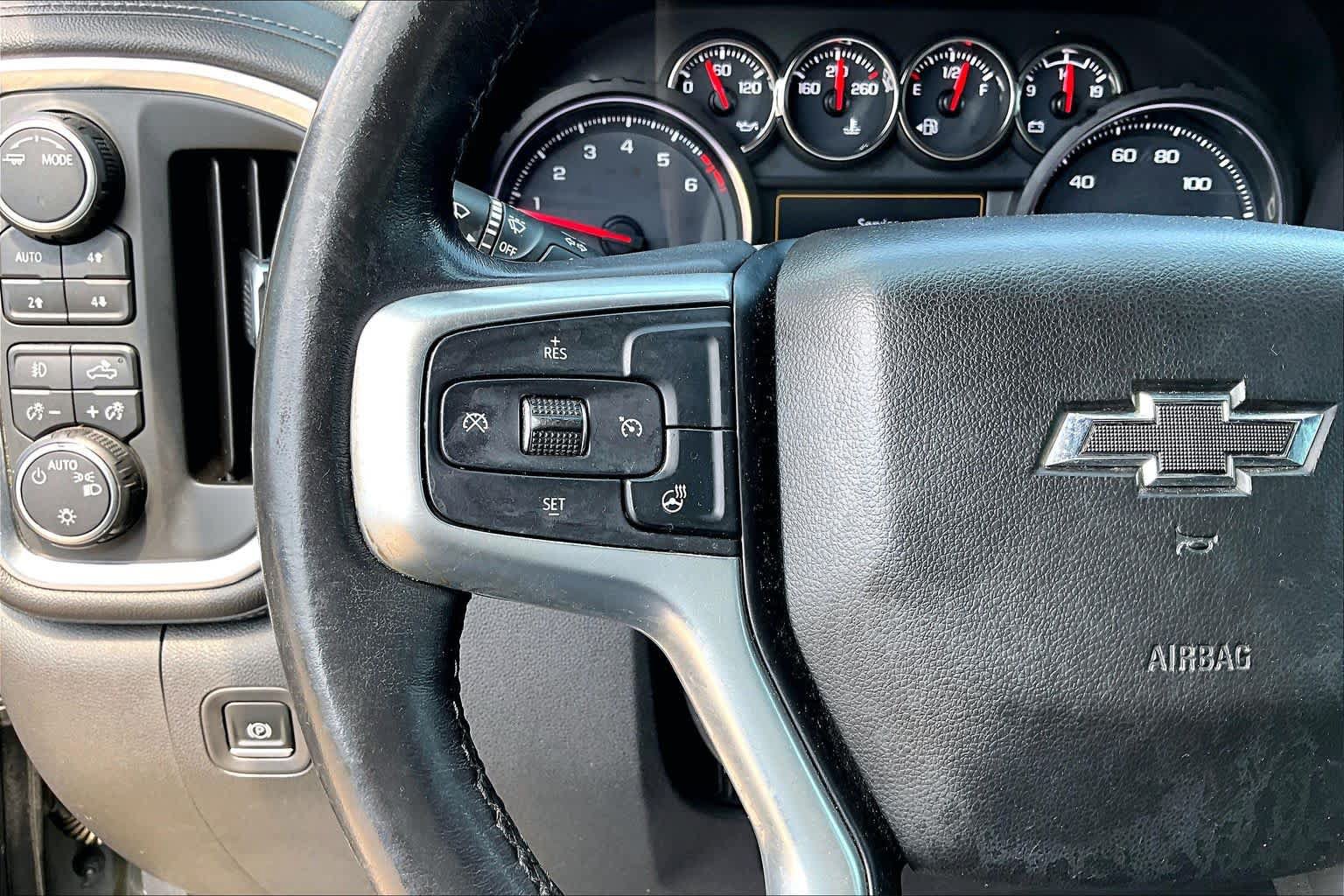 Used 2020 Chevrolet Silverado 1500 LT Trail Boss AWD/4WD image 24