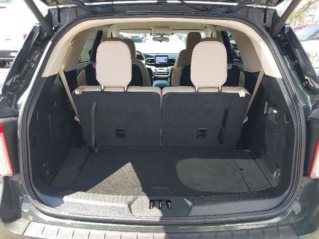 Certified 2022 Ford Explorer XLT w/ Equipment Group 202A AWD/4WD image 28