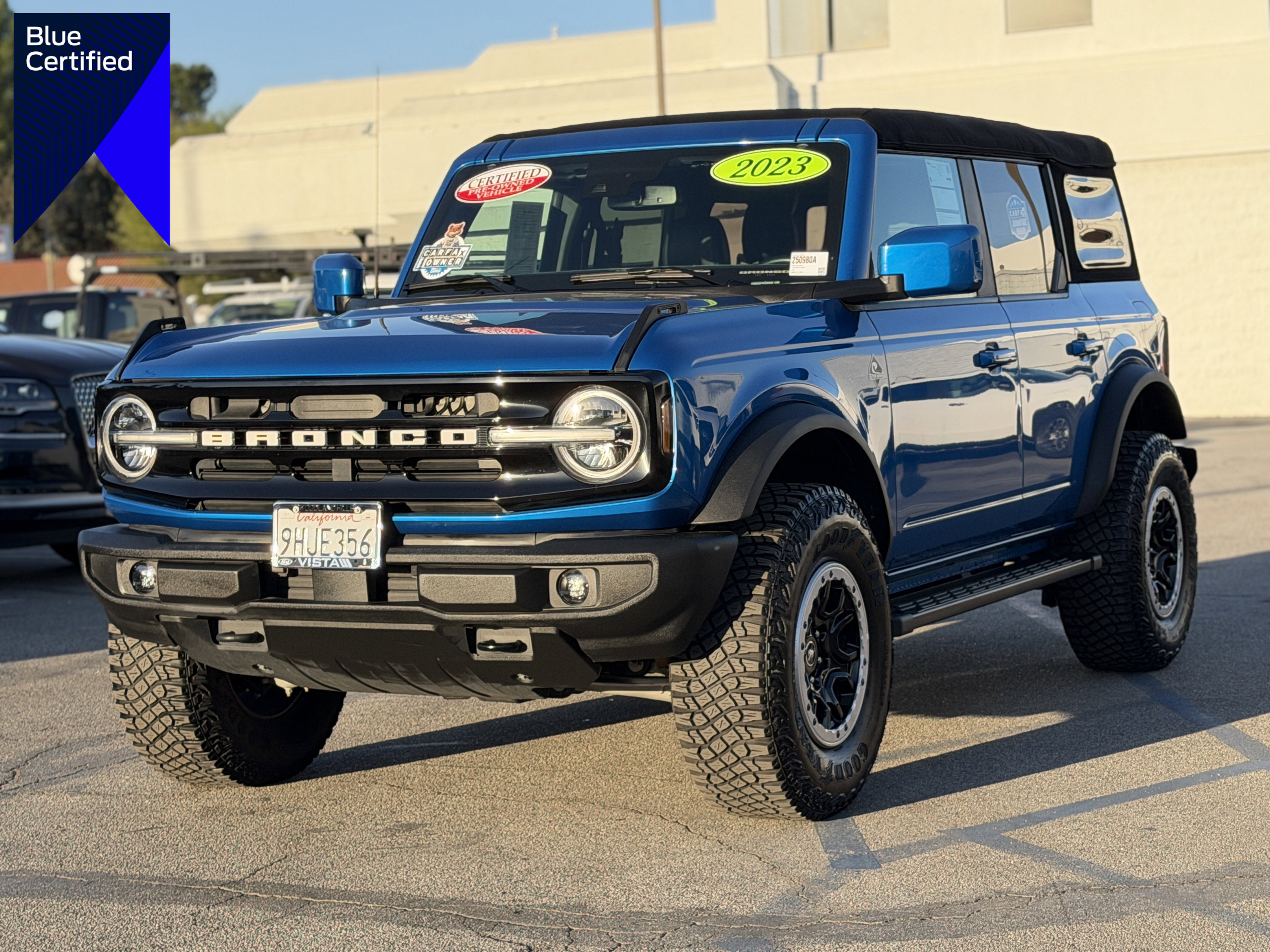 Certified 2023 Ford Bronco Outer Banks w/ Sasquatch Package