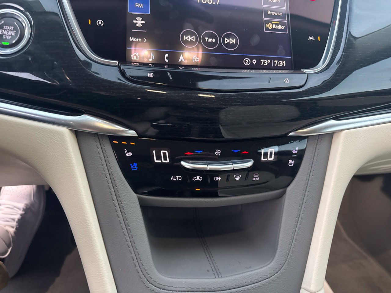 Used 2024 Cadillac XT6 Premium Luxury FWD image 13