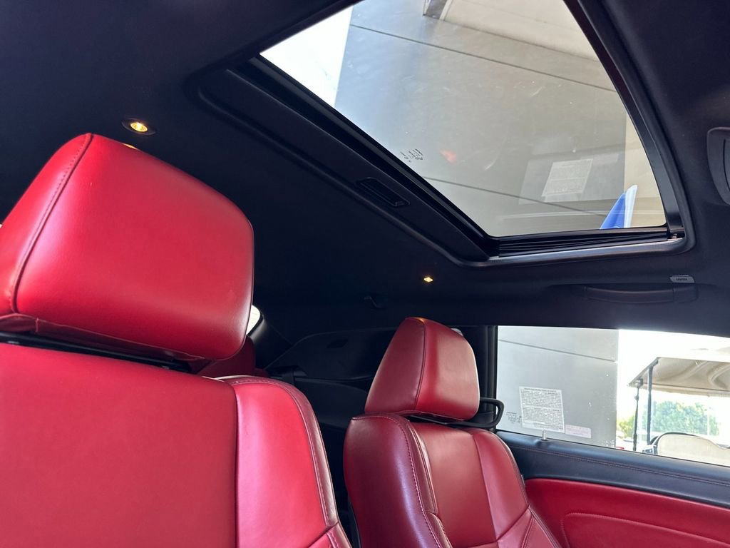 Used 2020 Dodge Challenger SXT w/ Plus Package image 15