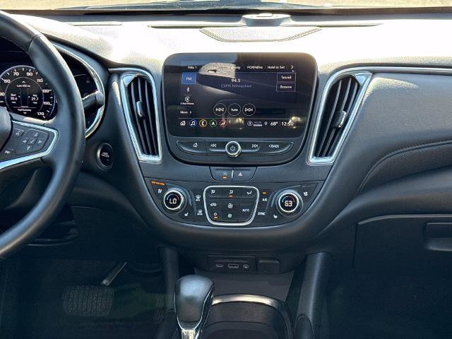 Used 2024 Chevrolet Malibu LT FWD image 11