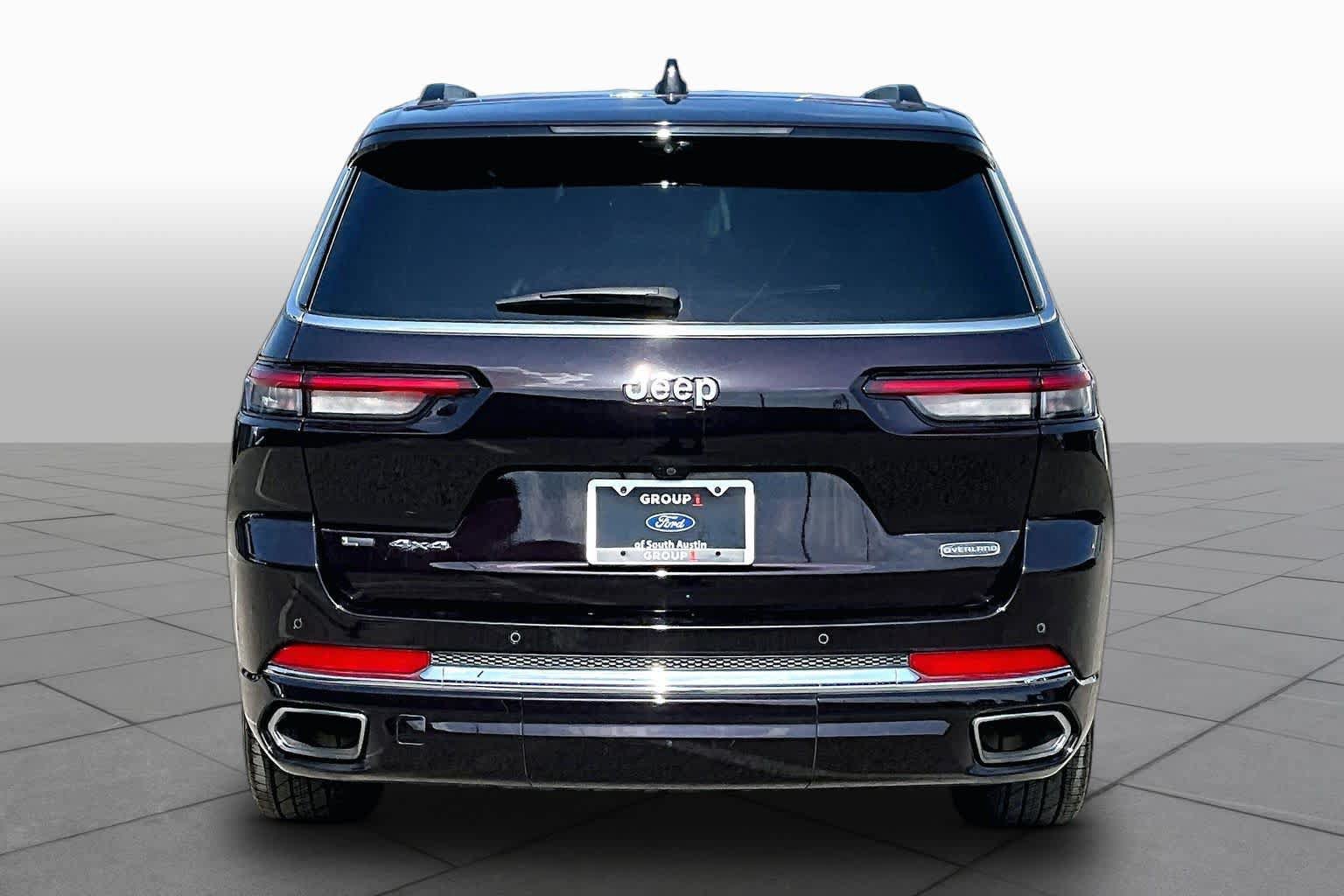 Used 2023 Jeep Grand Cherokee L Overland w/ Advanced Protech Group III AWD/4WD image 5