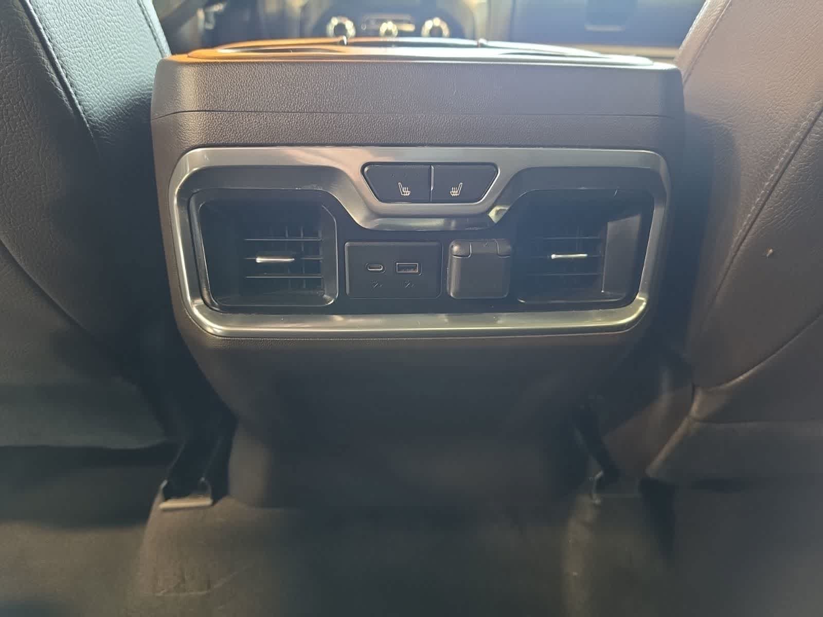 Used 2019 GMC Sierra 1500 Denali w/ Technology Package AWD/4WD image 27