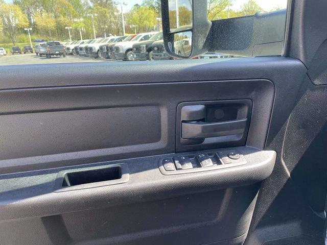 Used 2020 RAM 2500 Tradesman w/ Chrome Appearance Group image 13