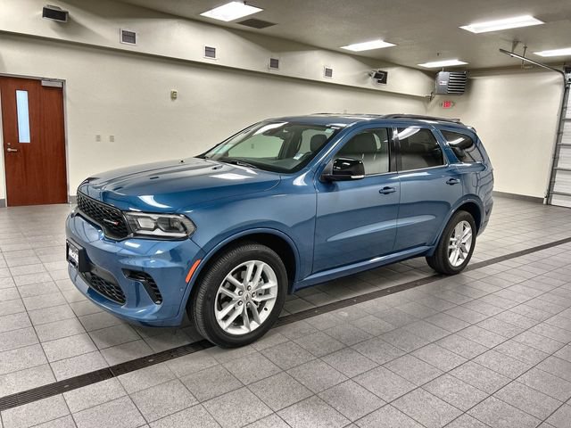 Used 2025 Dodge Durango GT AWD/4WD image 3