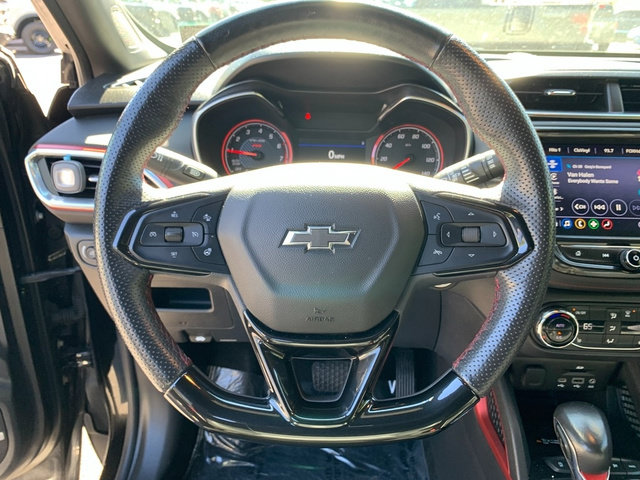 Used 2022 Chevrolet TrailBlazer RS w/ Technology Package AWD/4WD image 19