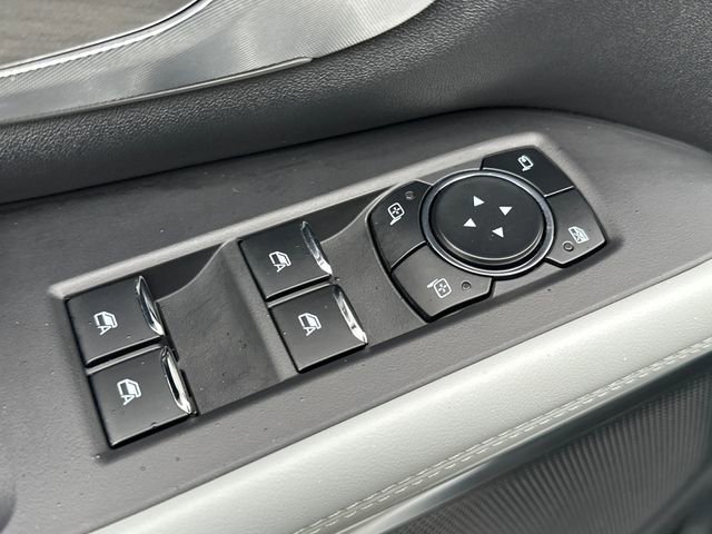 Certified 2025 Ford Expedition Platinum image 29