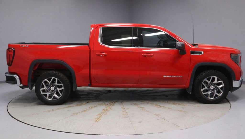 Used 2023 GMC Sierra 1500 SLE AWD/4WD image 7