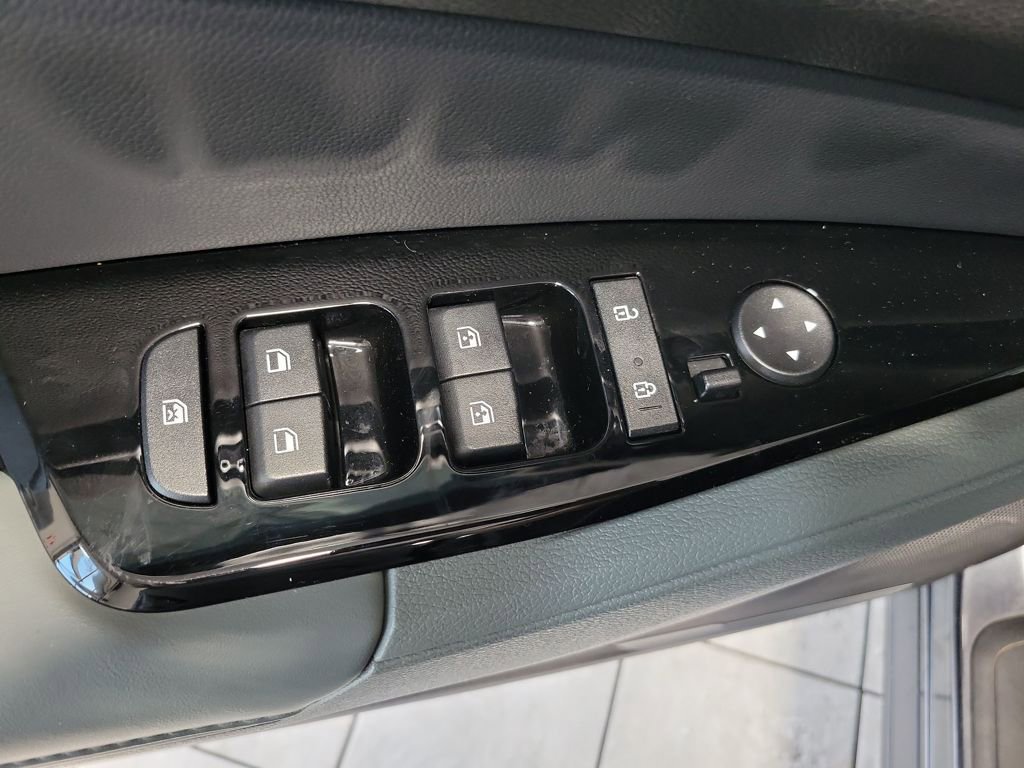 Used 2023 Kia Sportage X-Line w/ X-Line Premium Package AWD/4WD image 34