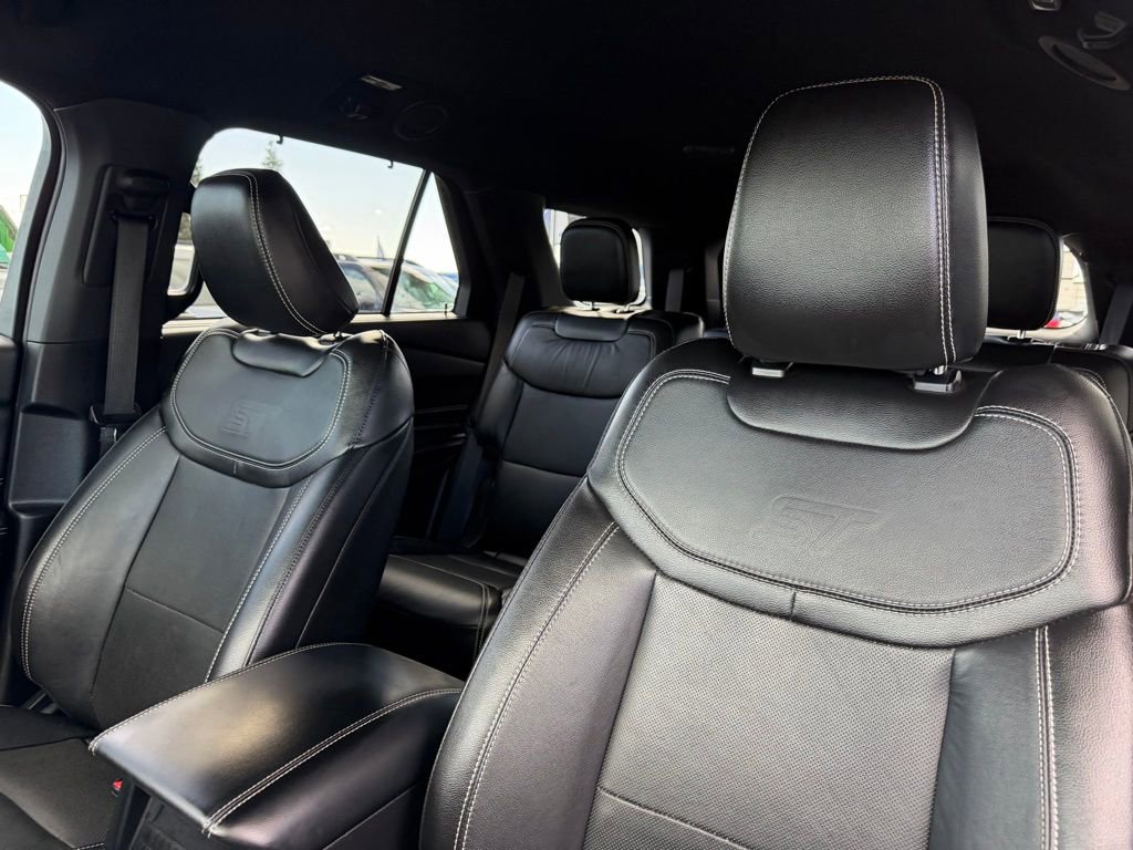 Certified 2022 Ford Explorer ST w/ Equipment Group 401A image 16