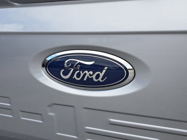 Certified 2022 Ford F150 XLT w/ Equipment Group 302A High image 10