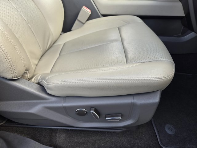 Certified 2019 Ford Expedition XLT w/ Equipment Group 202A image 21