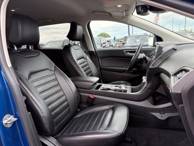 Certified 2024 Ford Edge SEL w/ Convenience Package AWD/4WD image 11