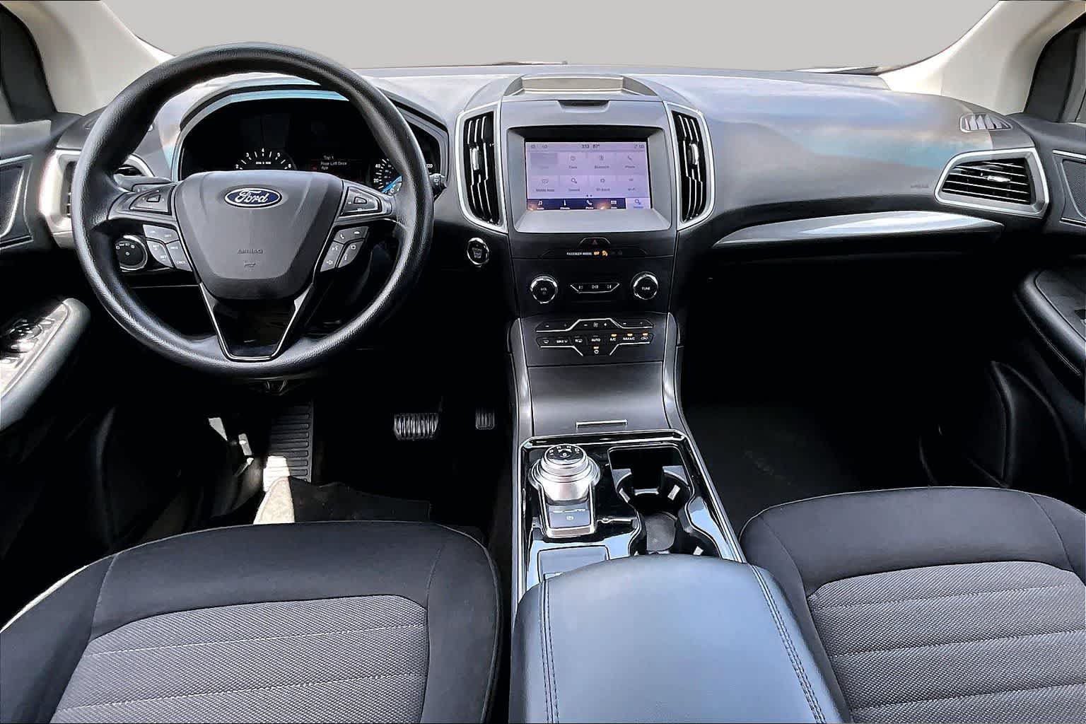 Certified 2020 Ford Edge SE FWD image 16