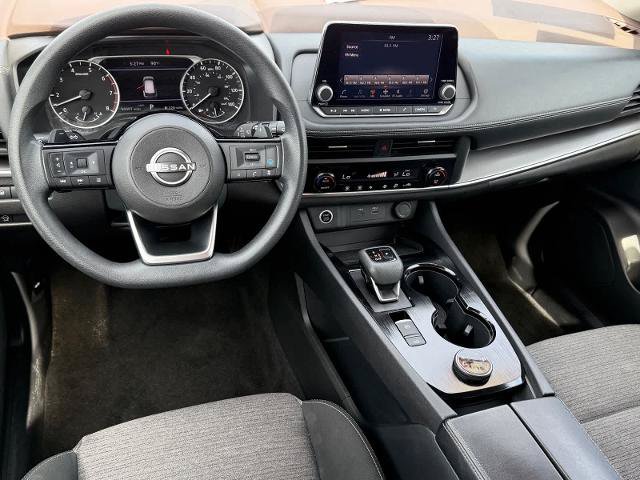 Used 2023 Nissan Rogue SV AWD/4WD image 12