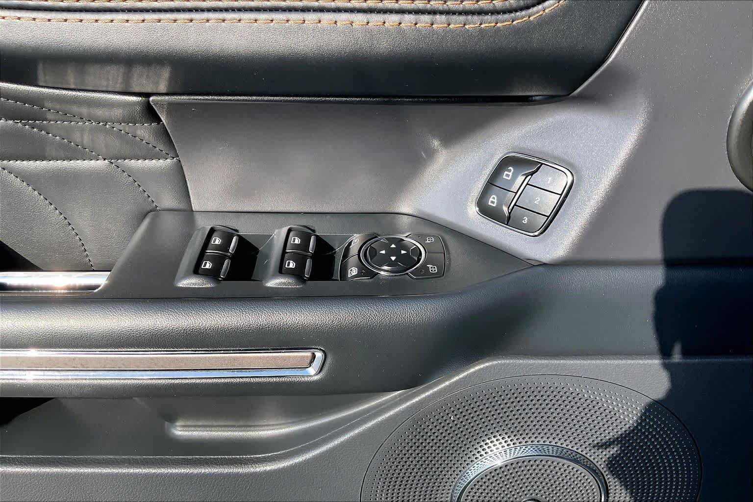 Certified 2023 Ford Expedition Platinum AWD/4WD image 42