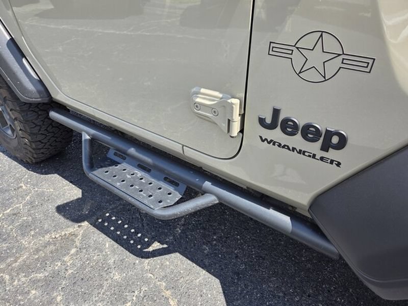 Used 2022 Jeep Wrangler Sport AWD/4WD image 18