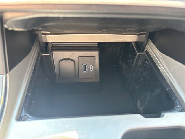 Certified 2023 Ford Explorer XLT w/ Equipment Group 202A AWD/4WD image 28