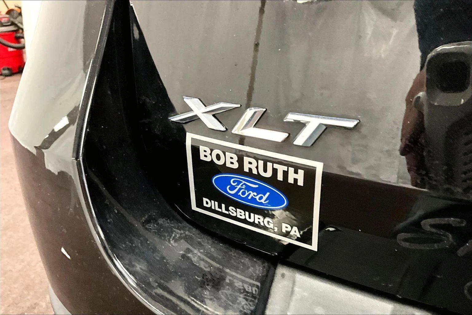 Certified 2023 Ford Explorer XLT w/ Equipment Group 202A image 13