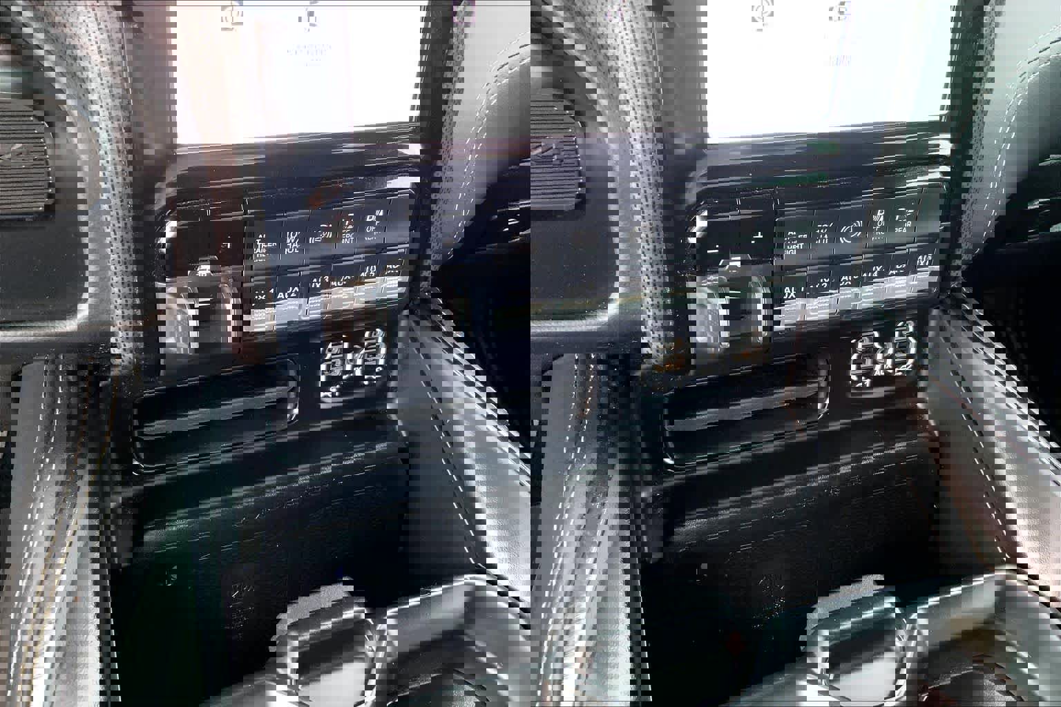 Used 2022 RAM 2500 Limited image 30