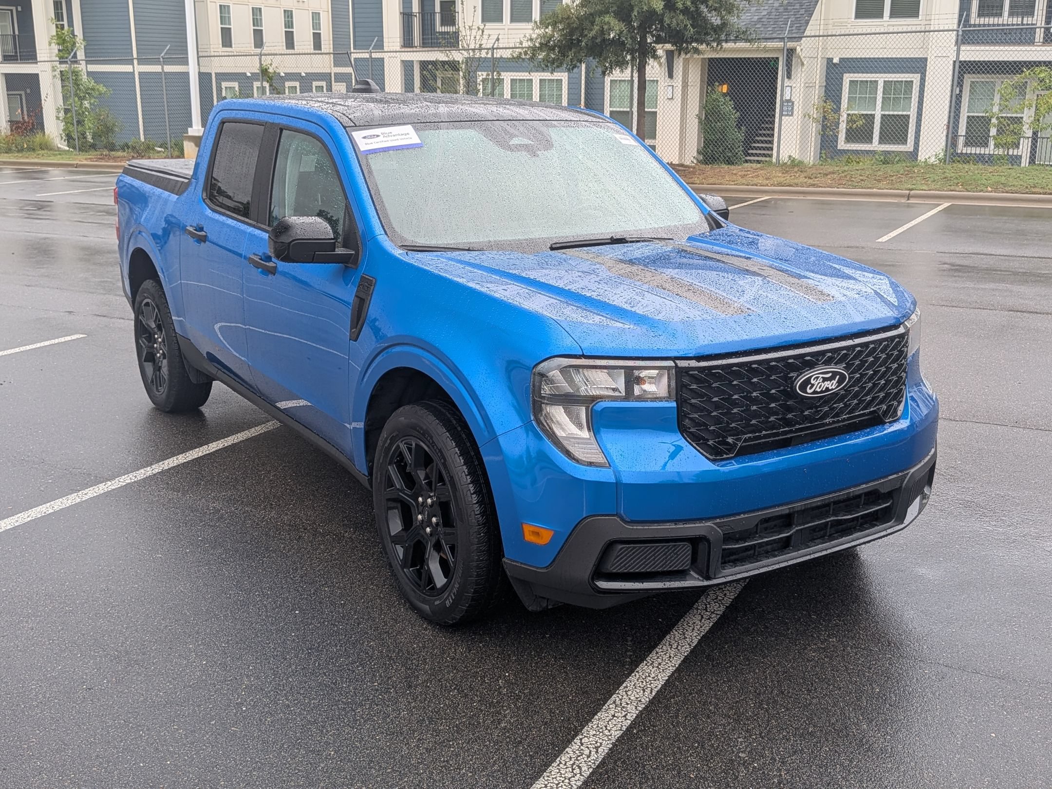 Certified 2025 Ford Maverick XLT w/ XLT Luxury Package AWD/4WD image 2