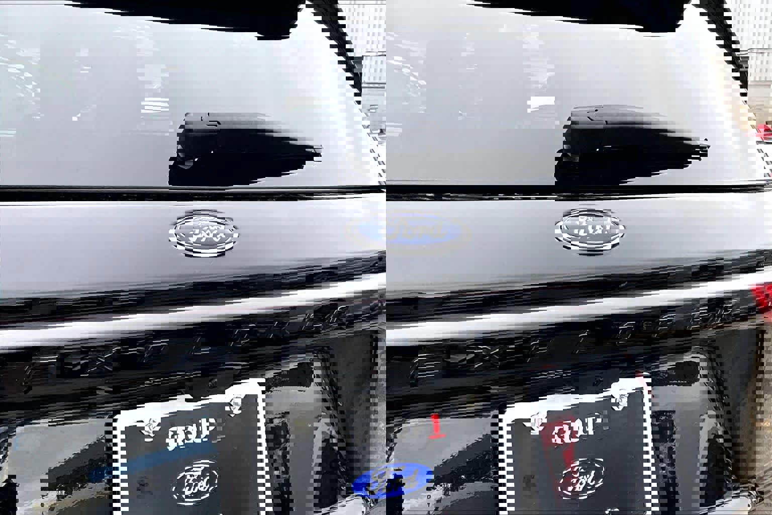 Certified 2025 Ford Explorer ST-Line w/ Premium Package image 13