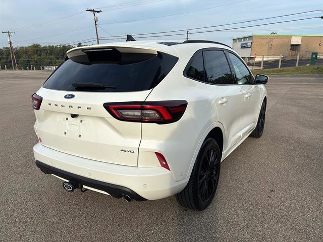 Certified 2023 Ford Escape ST-Line Elite w/ Premium Technology Package image 5