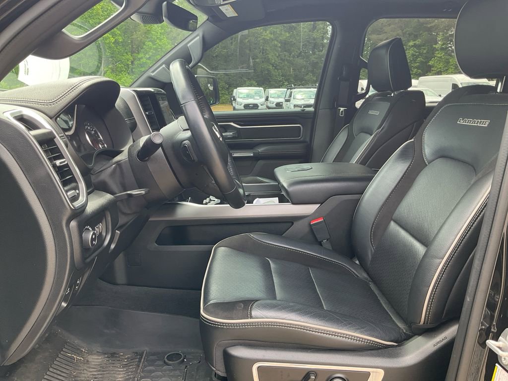 Used 2022 RAM 1500 Laramie w/ Sport Appearance Package AWD/4WD image 16