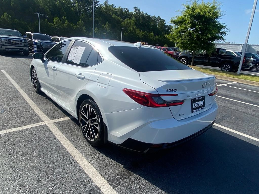 Used 2026 Toyota Camry XLE FWD image 5
